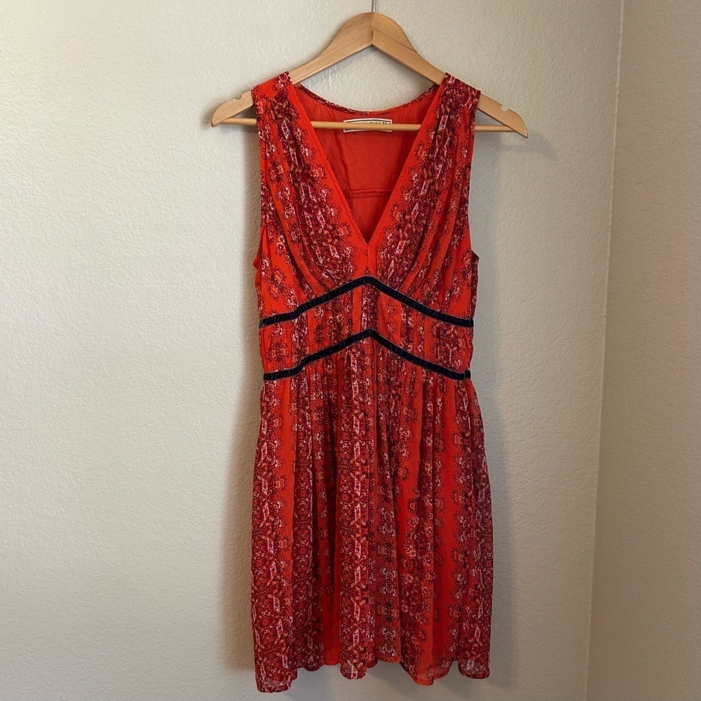 Abercrombie & Fitch Women’s Red Floral V-neck Pleated Sleeveless Mini Dress, Med